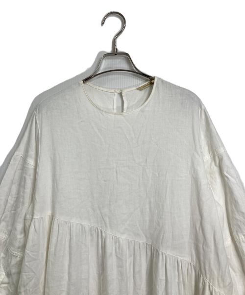 Curensology（カレンソロジー）Curensology (カレンソロジー) フローティアードワンピース　長袖ワンピース ホワイト サイズ:38の古着・服飾アイテム