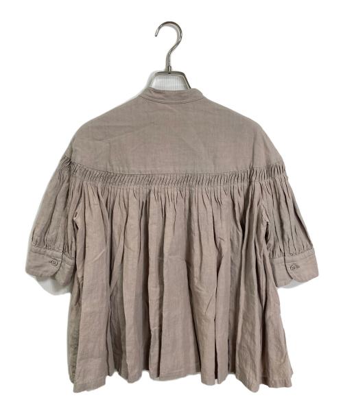 SCYE（サイ）SCYE (サイ) リネン ピンタック ハーフスリーブブラウス 半袖　日本製 ベージュ サイズ:38の古着・服飾アイテム
