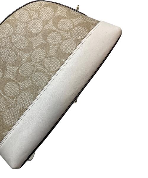 COACH（コーチ）COACH (コーチ) シグネチャー ハート ドーム  ショルダーバッグ ベージュ×ホワイト サイズ:実寸参照の古着・服飾アイテム