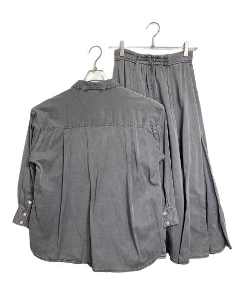 ARPEGE STORY（アルページュストーリー）ARPEGE STORY (アルページュストーリー) セットアップ　シャツ　ロングスカート グレーの古着・服飾アイテム