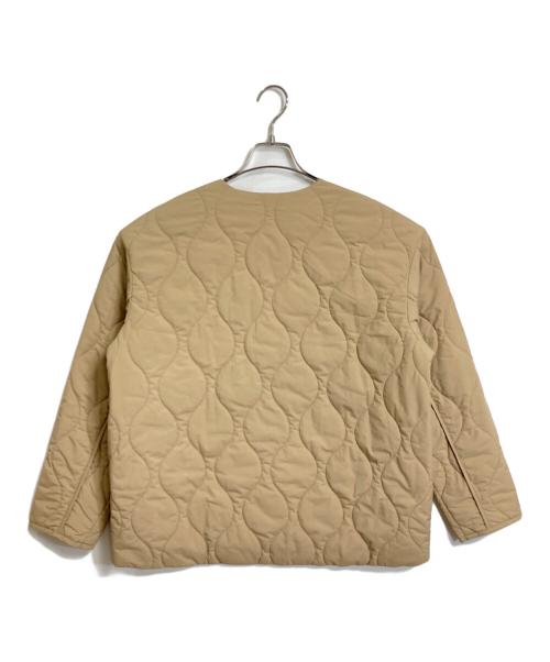 UNTITLED（アンタイトル）UNTITLED (アンタイトル) 中綿 キルトコート　中綿ジャケット　アウター ベージュ/キャメル サイズ:02/M 未使用品の古着・服飾アイテム