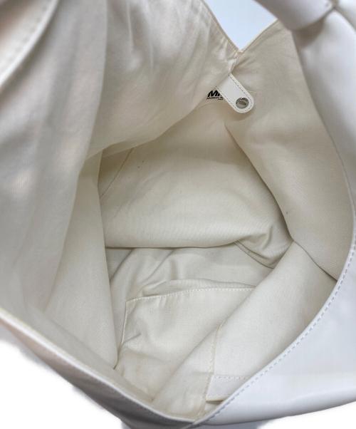 MM6 Maison Margiela（エムエムシックスメゾンマルジェラ）MM6 Maison Margiela (エムエムシックスメゾンマルジェラ) グラフィックプリント ジャパニーズバッグ　MM6 ミディアム　23SS  ホワイト サイズ:下記参照の古着・服飾アイテム