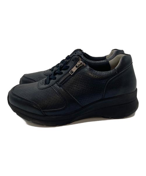 AKAISHI（アカイシ）akaishi (アカイシ) レザー サイドジップ コンフォート スニーカー ブラック サイズ:24cmの古着・服飾アイテム