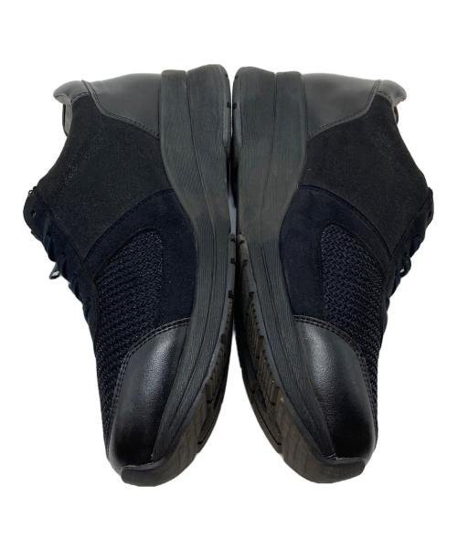 AKAISHI（アカイシ）akaishi (アカイシ) サイドジップ コンフォート スニーカー ブラック サイズ:24cmの古着・服飾アイテム