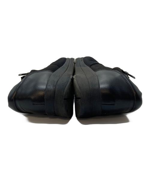 AKAISHI（アカイシ）akaishi (アカイシ) サイドジップ コンフォート スニーカー ブラック サイズ:24cmの古着・服飾アイテム