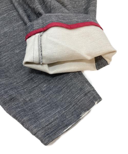 ohta（オオタ）OHTA (オオタ) テーパードパンツ　ポリエステル混パンツ グレー サイズ:Mの古着・服飾アイテム