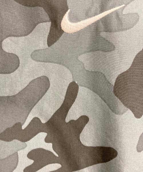 NIKE（ナイキ）NIKE (ナイキ) F.C.R.B. (エフシーレアルブリストル) カモフラジャケット　パーカー　アウター　ライトアウター　迷彩　スポーツ　アウトドア グレー サイズ:Lの古着・服飾アイテム