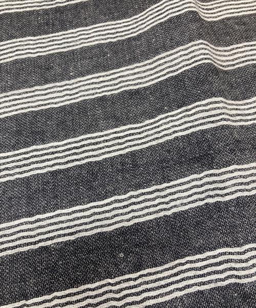 Khadi and Co（カディアンドコー）Khadi and Co (カディアンドコー) ハンドメイドマフラー　ストール　インド製 グレー×ホワイト サイズ:実寸参照の古着・服飾アイテム