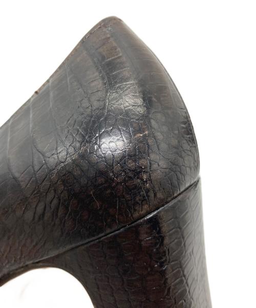 Salvatore Ferragamo（サルヴァトーレ フェラガモ）Salvatore Ferragamo (サルヴァトーレ フェラガモ) クロコ型押しパンプス　ガンチーニ イタリア製 ブラック サイズ:7の古着・服飾アイテム