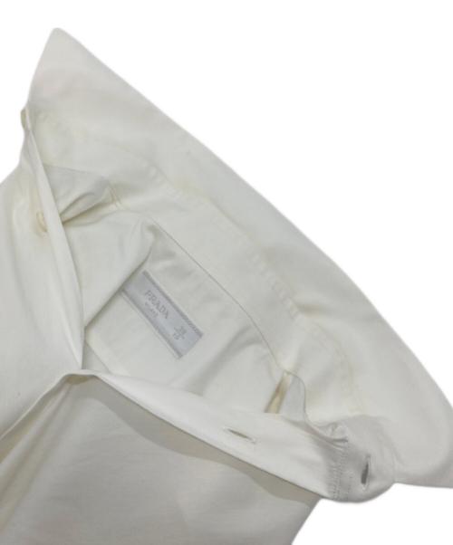PRADA（プラダ）PRADA (プラダ) シャツ　長袖シャツ　ナイロン混シャツ ホワイト サイズ:38／15の古着・服飾アイテム