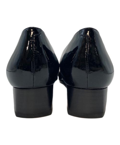 TOD'S（トッズ）TOD'S (トッズ) パテントレザーローファー　ローヒールパンプス ブラック サイズ:EU37の古着・服飾アイテム