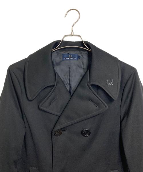 FRED PERRY（フレッドペリー）FRED PERRY (フレッドペリー) 中綿Pコート　 ブラック サイズ:Lの古着・服飾アイテム