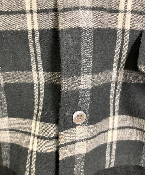 COMME des GARCONS HOMME（コムデギャルソン オム）COMME des GARCONS HOMME (コムデギャルソン オム) 【古着】90’Sドッキングチェックネルシャツ　田中オム期 1990AW AD1990 日本製 グレー×ブラック サイズ:実寸参照の古着・服飾アイテム