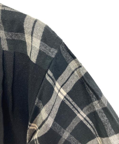 COMME des GARCONS HOMME（コムデギャルソン オム）COMME des GARCONS HOMME (コムデギャルソン オム) 【古着】90’Sドッキングチェックネルシャツ　田中オム期 1990AW AD1990 日本製 グレー×ブラック サイズ:実寸参照の古着・服飾アイテム