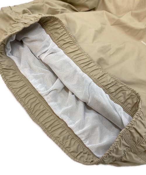 Diaspora Skateboards（ディアスポラスケートボードズ）Diaspora skateboards (ディアスポラスケートボードズ) ビステ トレーニングウェア ベージュ サイズ:Mの古着・服飾アイテム