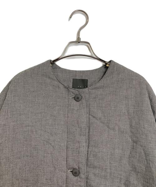 オローネ（オローネ）オローネ (オローネ) フォーカス ウォーム ショート コート　ノーカラーコート　中綿コート グレー サイズ:実寸参照の古着・服飾アイテム