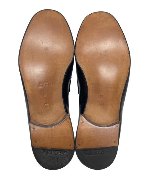 GUCCI（グッチ）GUCCI (グッチ) GGロゴビットローファー　レザーシューズ ブラック サイズ:43.5   （M）の古着・服飾アイテム