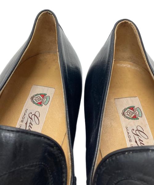 GUCCI（グッチ）GUCCI (グッチ) GGロゴビットローファー　レザーシューズ ブラック サイズ:43.5   （M）の古着・服飾アイテム