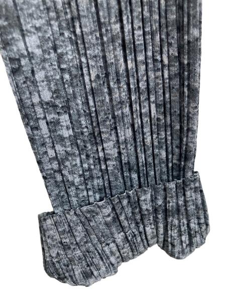 PLEATS PLEASE（プリーツプリーズ）PLEATS PLEASE (プリーツプリーズ) プリーツカーディガン　デザインカーディガン　日本製 グレー サイズ:3の古着・服飾アイテム