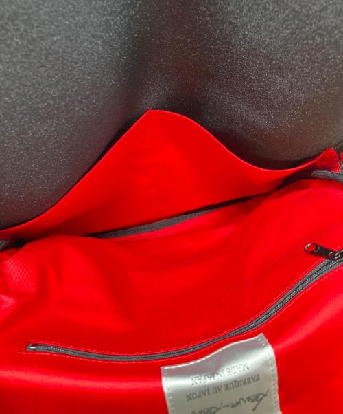 kawa-kawa（カワカワ）kawa-kawa (カワカワ) ear PAPILLONNER (イアパピヨネ) ハトメWETリュック　リュック　スマホショルダー ブラック サイズ:実寸参照の古着・服飾アイテム