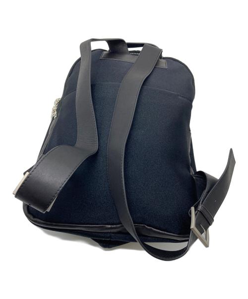 kawa-kawa（カワカワ）kawa-kawa (カワカワ) ear PAPILLONNER (イアパピヨネ) ハトメWETリュック　リュック　スマホショルダー ブラック サイズ:実寸参照の古着・服飾アイテム