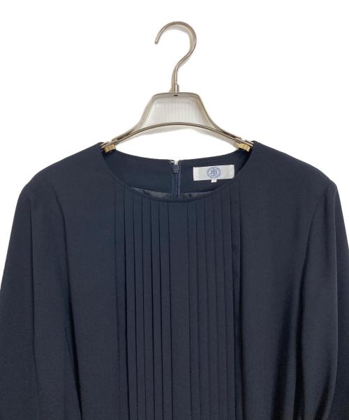 J.PRESS（ジェイプレス）J.PRESS (ジェイプレス) ノルディス2wayジョーゼット フロントプリーツ ワンピース ネイビー サイズ:9の古着・服飾アイテム