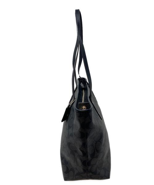 COACH（コーチ）COACH (コーチ) シグネチャー トートバッグ　 ブラック サイズ:実寸参照の古着・服飾アイテム