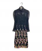 GUCCIグッチ）の古着「フラワーレースワンピース　長袖ワンピース　花柄　イタリア製」｜ブラック