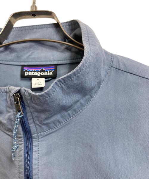 Patagonia（パタゴニア）Patagonia (パタゴニア) Nomader Jacket Patagonia　ノマダージャケット　ジップジャケット　スポーツ　アウトドア ブルー サイズ:Mの古着・服飾アイテム