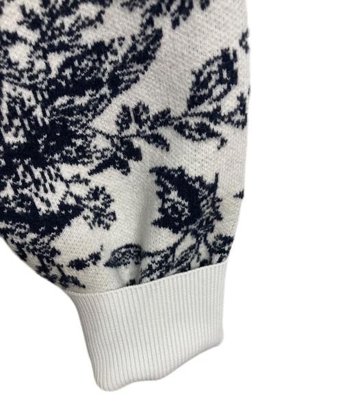 PEARLY GATES（パーリーゲイツ）PEARLY GATES (パーリーゲイツ) タートルネックニット　長袖ニット　総柄ニット ホワイト×ブラック サイズ:1の古着・服飾アイテム