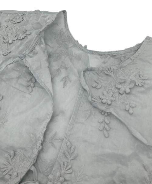 BEAUTY&YOUTH（ビューティーアンドユース）BEAUTY&YOUTH (ビューティーアンドユース) セルロースナイロン エンブロイダリー シャツ ブルー サイズ:実寸参照の古着・服飾アイテム