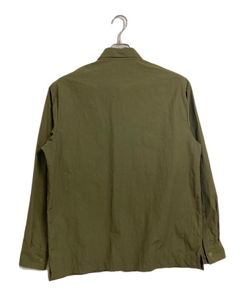 Bagutta（バグッタ）BAGUTTA (バグッタ) ナイロンシャツ　綿混シャツ オリーブ サイズ:Sの古着・服飾アイテム