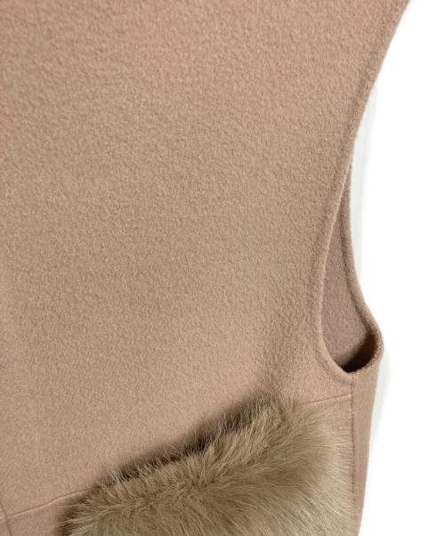 ARPEGE STORY（アルページュストーリー）Arpege story (アルページュストーリー) ファー付リバージレ　ジレ　ベスト　アウター　ライトアウター ベージュ サイズ:2の古着・服飾アイテム