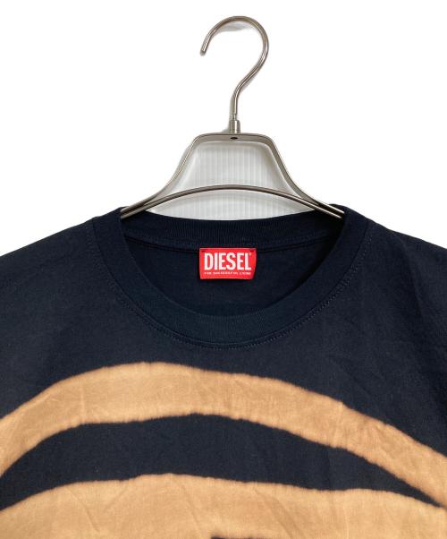 DIESEL（ディーゼル）DIESEL (ディーゼル) T-BOXT-BLEACH  ティー ボックス ティー ブリーチ   半袖カットソー　Tシャツ　Tee ブラック サイズ:Mの古着・服飾アイテム