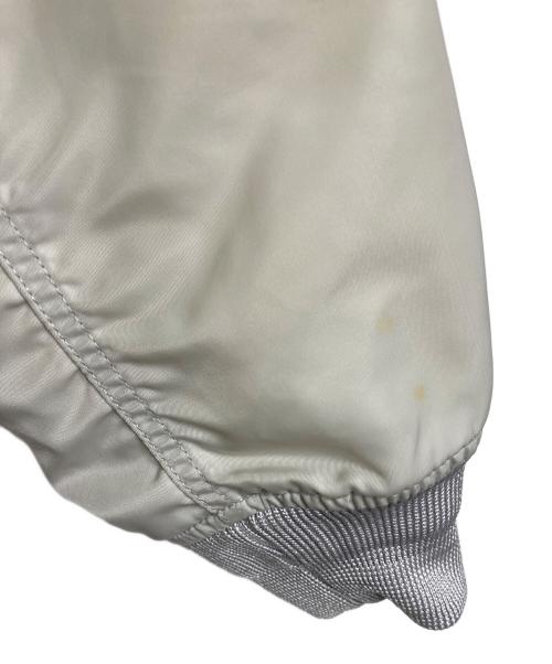 TOGA PULLA（トーガ プルラ）TOGA PULLA (トーガ プルラ) Nylon twill blouson ナイロンツイル MA-1ジャケット　アウター アイボリー サイズ:38の古着・服飾アイテム
