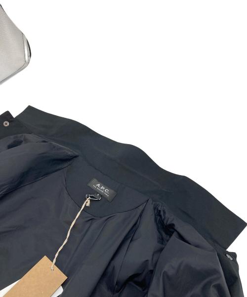 A.P.C.（アーペーセー）A.P.C. (アーペーセー) BLOUSON RAYMOND コーチジャケット ブラック サイズ:Sの古着・服飾アイテム