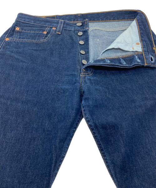 LEVI'S（リーバイス）LEVI'S (リーバイス) デニムパンツ　 USA製 00年製 ボタン裏553 サンベニート工場 インディゴ サイズ:W31 L32の古着・服飾アイテム
