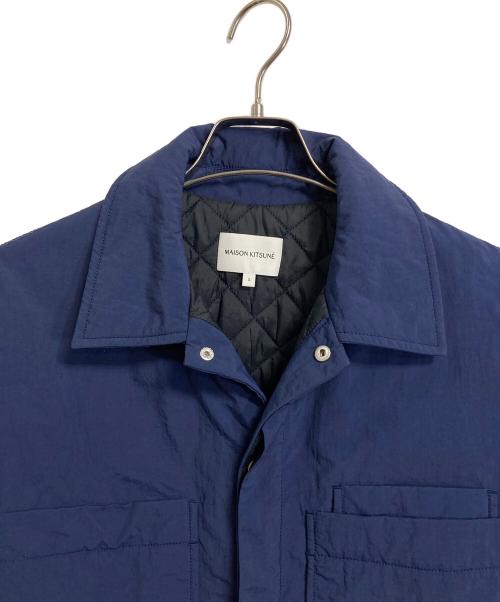 maison kitsune（メゾンキツネ）MAISON KITSUNE (メゾンキツネ) クリスピーナイロンパデッドシャツ　長袖シャツ　中綿シャツ　アウター ネイビー サイズ:Sの古着・服飾アイテム