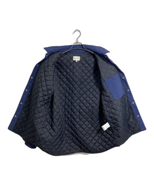 maison kitsune（メゾンキツネ）MAISON KITSUNE (メゾンキツネ) クリスピーナイロンパデッドシャツ　長袖シャツ　中綿シャツ　アウター ネイビー サイズ:Sの古着・服飾アイテム