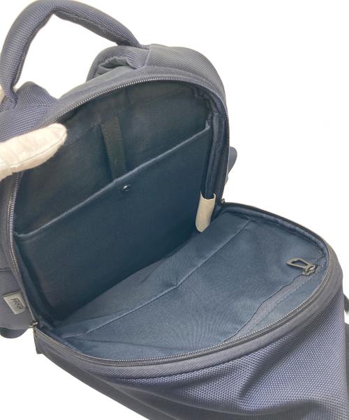 Cote&Ciel（コートエシエル）Cote&Ciel (コートエシエル) Isar Small イザール バックパック S ネイビー サイズ:実寸参照の古着・服飾アイテム