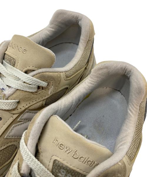 NEW BALANCE（ニューバランス）NEW BALANCE (ニューバランス) スニーカー カジュアルスニーカー　ランニングシューズ　スポーツ　アウトドア ベージュ/タン サイズ:US9の古着・服飾アイテム