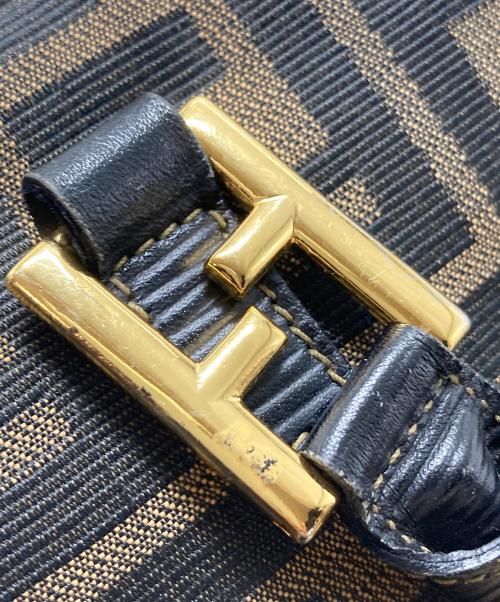 FENDI（フェンディ）FENDI (フェンディ) ハンドバッグ　ズッカ　ミニバッグ　イタリア製 ブラウン サイズ:実寸参照の古着・服飾アイテム