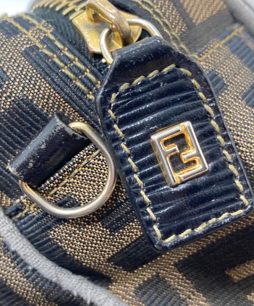 FENDI（フェンディ）FENDI (フェンディ) ハンドバッグ　ズッカ　ミニバッグ　イタリア製 ブラウン サイズ:実寸参照の古着・服飾アイテム