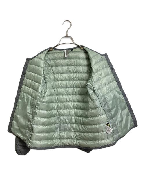 mont-bell（モンベル）mont-bell (モンベル) B:MING LIFE STORE (ビーミングライフストア) スペリオダウン 800FP ライトダウンジャケット Superior Down Round Neck Jacket グレー サイズ: XSの古着・服飾アイテム
