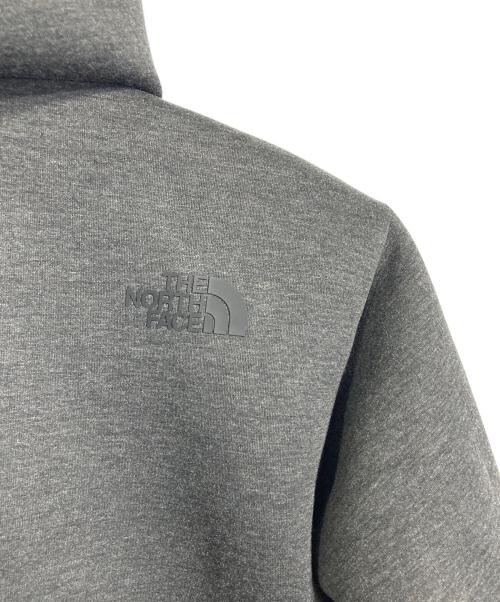 THE NORTH FACE（ザ ノース フェイス）THE NORTH FACE (ザ ノース フェイス) リバーシブルテックエアーフーディ　ナイロンジャケット　アウター　ライトアウター　スポーツ　アウトドア ベージュ サイズ:Sの古着・服飾アイテム