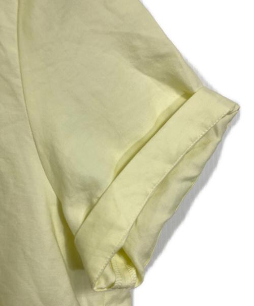 CABAN（キャバン）CABaN (キャバン) タイプライターダブルクロス アシンメトリックフリルシャツ　半袖シャツ　フリルシャツ　日本製 イエロー サイズ:FREEの古着・服飾アイテム