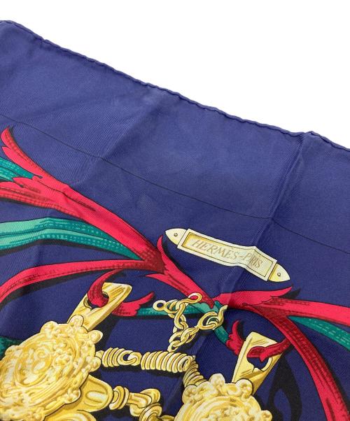 HERMES（エルメス）HERMES (エルメス) スカーフ　カレ90 轡の気品 LE MORS A LA CONETABLE ネイビー サイズ:実寸参照の古着・服飾アイテム