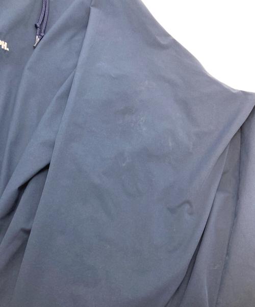 F.C.R.B.（エフシーレアルブリストル）F.C.R.B. (エフシーレアルブリストル) MLB TOUR PACKABLE ANORAK   MLBツアーパッカブルアノラックパーカー ネイビー サイズ:Lの古着・服飾アイテム