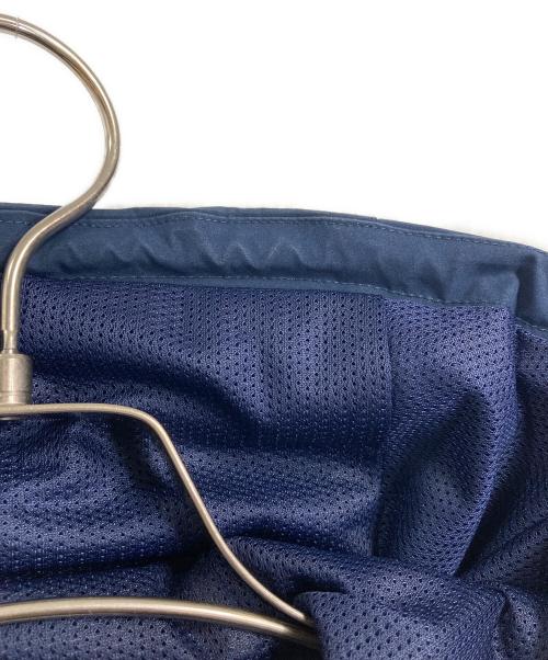 F.C.R.B.（エフシーレアルブリストル）F.C.R.B. (エフシーレアルブリストル) MLB TOUR PACKABLE ANORAK   MLBツアーパッカブルアノラックパーカー ネイビー サイズ:Lの古着・服飾アイテム