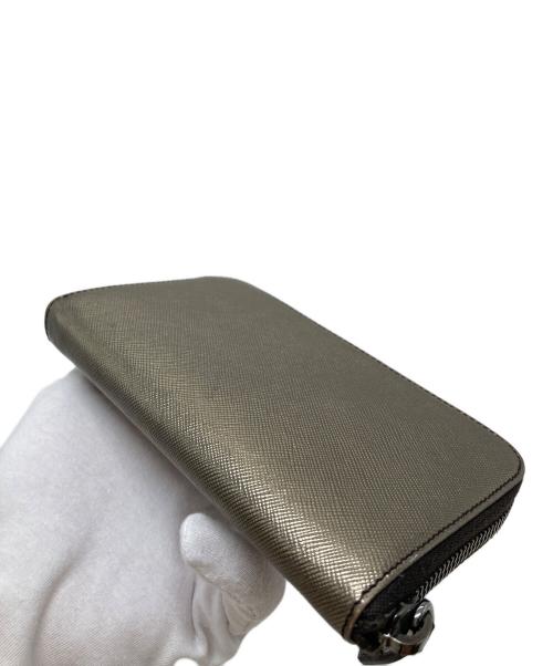 PRADA（プラダ）PRADA (プラダ) サフィアーノ コンパクトジップウォレット ゴールド サイズ:実寸参照の古着・服飾アイテム